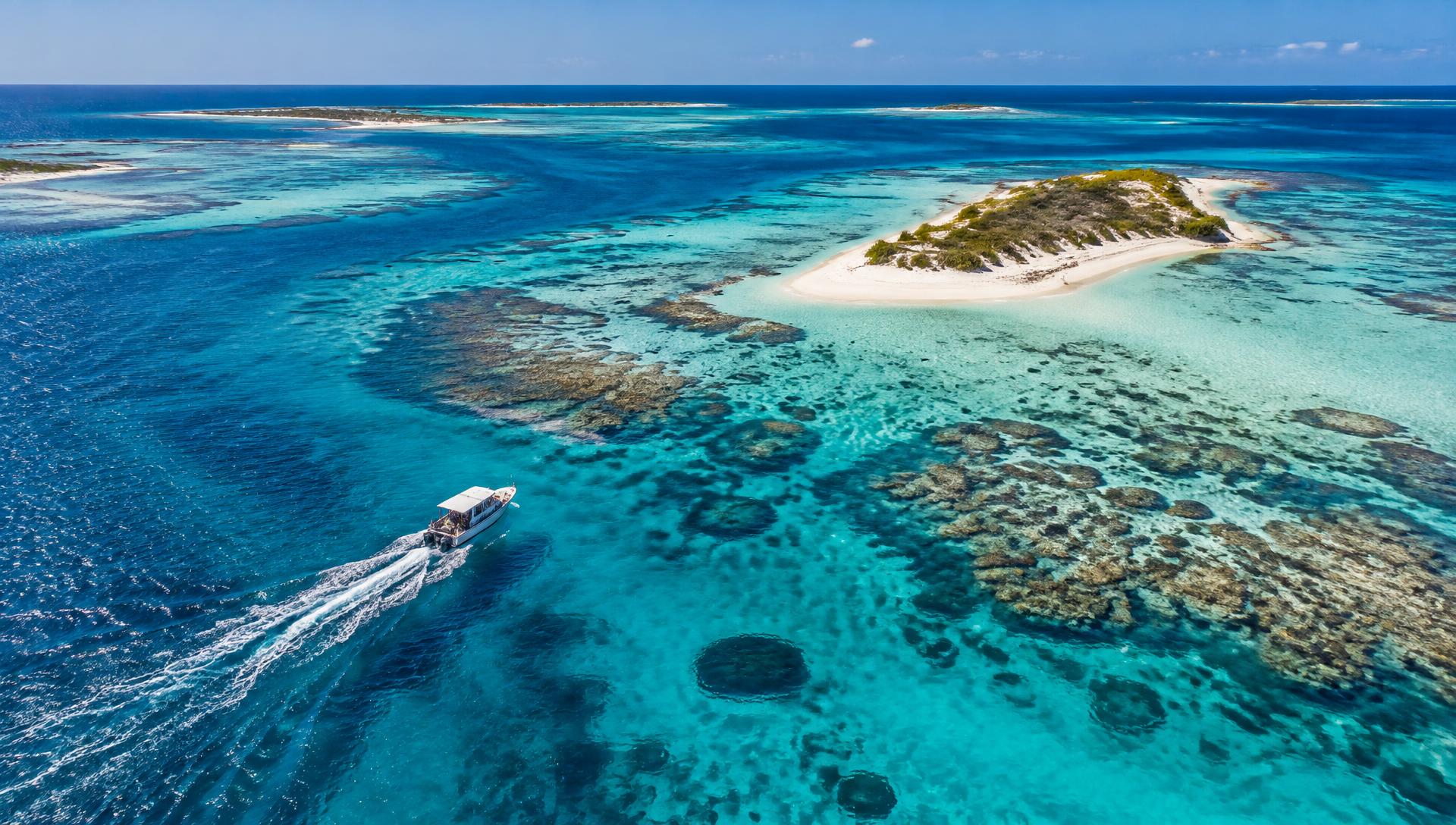 Turquoise reefs and islands of the Abrolhos